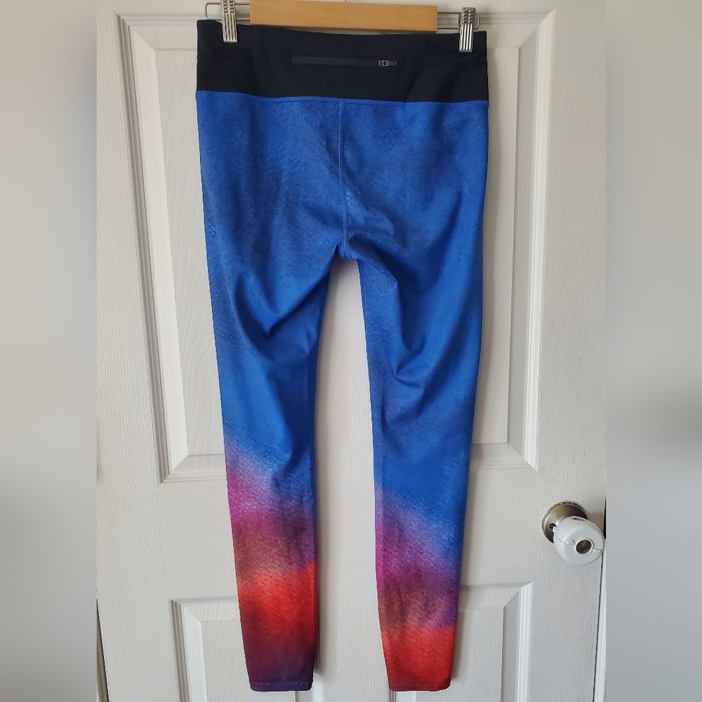 Athleta Bright Multicolor Tie Dye Leggings Size:Medium - Picture 3 of 8
